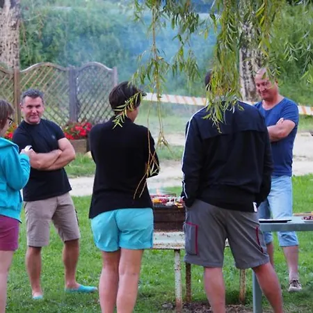 Sur Pilotis Avec Terrasse Pour 2 Personnes - Api-1-52-293 *