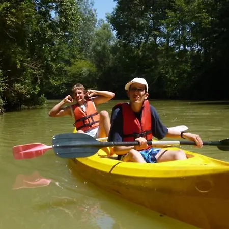 Sur Pilotis Avec Terrasse Pour 2 Personnes - Api-1-52-293 * Moncrabeau